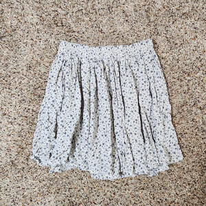 Brandy Melville White Blue Floral  Skirt 15” Long Flowy Light